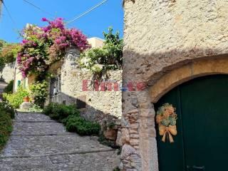 Quadrilocale via Castello 5, Verezzi, Borgio Verezzi — foto 15 di 128