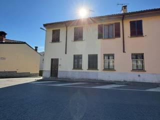 Terratetto unifamiliare 145 m², buono stato, Battaglione, Cremona — foto 5 di 26