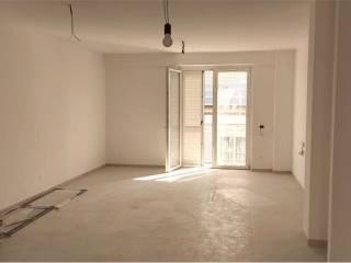 Appartamento ottimo stato, secondo piano, Centro, Tolentino — foto 13 di 19