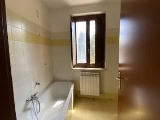 Appartamento via Circonvallazione, Centro, Matelica — foto 4 di 32