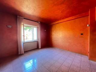 Trilocale via Sant'Alessandro 20, Centro, Monte Marenzo — foto 15 di 23