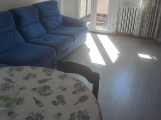 Trilocale quinto piano, Gardenia, Reggio Emilia