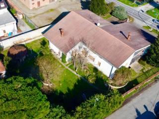 Villa bifamiliare via Martiri della Libertà 101, Massa Lombarda — foto 13 di 52
