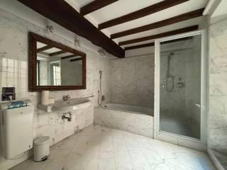 Loft piazzale Salvo D'Acquisto, Centro Storico, Parma — foto 4 di 17