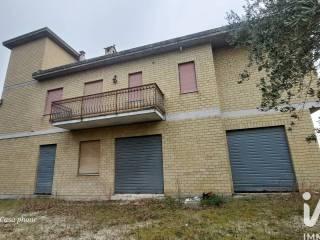Villa unifamiliare via Colle Arena, Centro, Castignano — foto 11 di 16