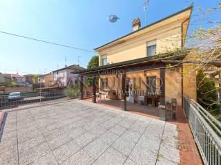 Villa unifamiliare via Zibordi 38, Centro, Guastalla — foto 12 di 32