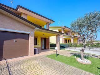 Villa unifamiliare via Antonello da Messina, Pieve Modolena, Reggio Emilia — foto 46 di 116