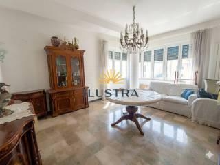 Quadrilocale via natale capriotti 15, Centro, Grottammare — foto 3 di 15