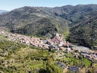 Rustico via Monsignor Bartolomeo Tornatore 58, Dolceacqua — foto 13 di 17