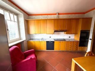 Villa unifamiliare, ottimo stato, 476 m², Centro, Costa Masnaga — foto 2 di 39