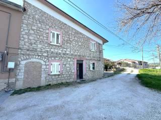 Villa bifamiliare Contrada Colle dell'Orso 91, Colle dell'Orso, Campobasso — foto 6 di 19