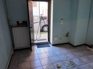 Trilocale via Giacomo Matteotti 29, Cerano — foto 11 di 18