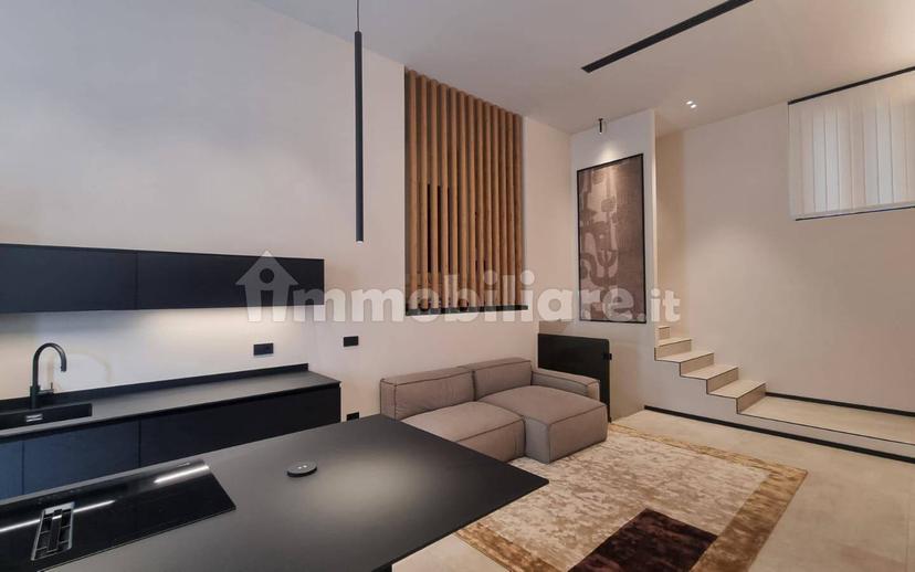 Loft via Cardinale Pietro Maffi, Centro Storico, Pavia — foto 4 di 24
