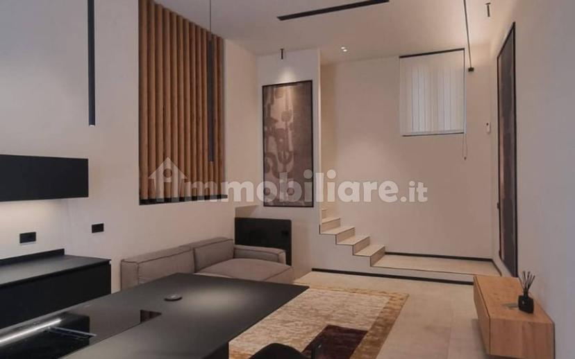 Loft via Cardinale Pietro Maffi, Centro Storico, Pavia — foto 8 di 24