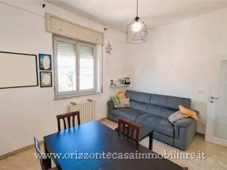 Appartamento ottimo stato, quarto piano, Ascoli Piceno — foto 14 di 38