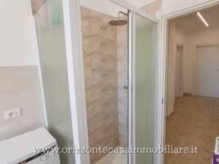 Appartamento ottimo stato, quarto piano, Ascoli Piceno — foto 5 di 38