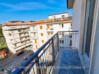 Appartamento ottimo stato, quarto piano, Ascoli Piceno — foto 24 di 38