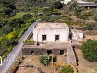 Villa unifamiliare via Madonna del Rosario 103, Siba Roncone, Pantelleria — foto 6 di 27