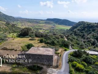 Villa unifamiliare via Madonna del Rosario 103, Siba Roncone, Pantelleria — foto 2 di 27