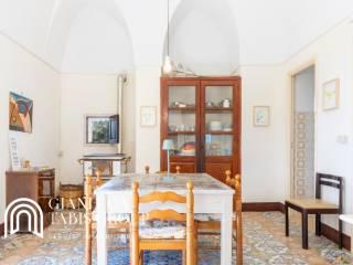 Villa unifamiliare via Madonna del Rosario 103, Siba Roncone, Pantelleria