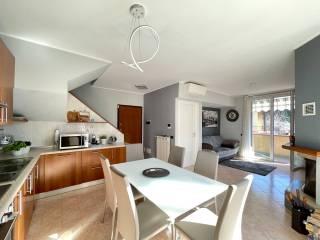 Quadrilocale buono stato, su più livelli, Centro, Olgiate Comasco — foto 17 di 23