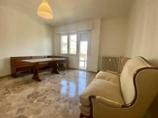 Appartamento via Giosuè Carducci 1, Mestre, Venezia — foto 5 di 28