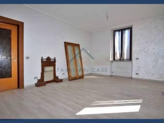 Villa unifamiliare via Napoli, Centro, Azzate — foto 32 di 41