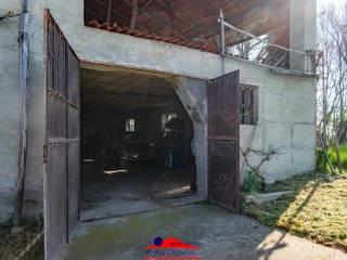 Cascina Strada Raffo 32, Busca — foto 16 di 36