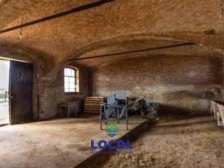 Rustico via Roero 131, Ronchi, Cuneo — foto 7 di 23