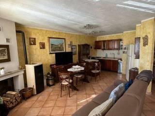 Appartamento Villaggio Rovarey 4/D, Villair Amerique, Quart — foto 2 di 17