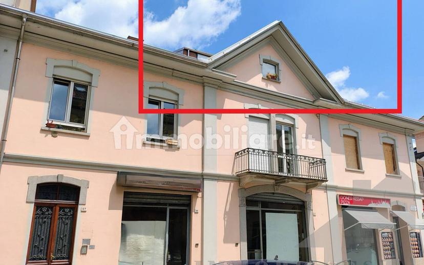 Mansarda via Sesone 37, Centro, Borgosesia — foto 14 di 40
