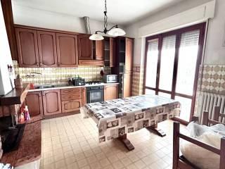 Villa bifamiliare via Salicello 100, Colombiera Molicciara, Castelnuovo Magra — foto 2 di 36