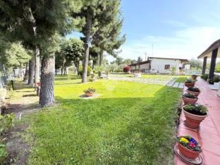 Villa unifamiliare Strada del Salice Nuovo, Salice Nuovo, Foggia — foto 32 di 48