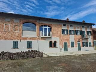 Casale Località Piazzolo, San Salvatore Monferrato — foto 13 di 72
