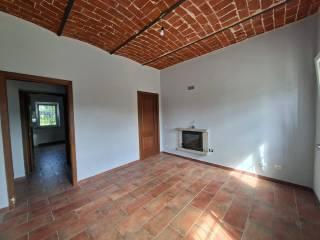 Casale Località Piazzolo, San Salvatore Monferrato — foto 9 di 72