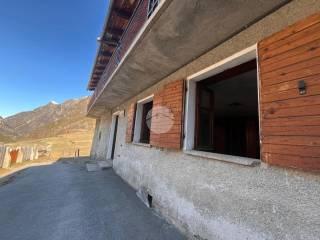 Terratetto plurifamiliare frazione Epinel, Epinel, Cogne