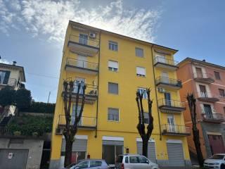 Quadrilocale via Arzani 142, Centro, Cassano Spinola