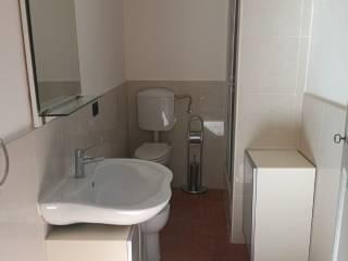 Bilocale ottimo stato, primo piano, Centro Storico, Reggio Emilia — foto 2 di 5
