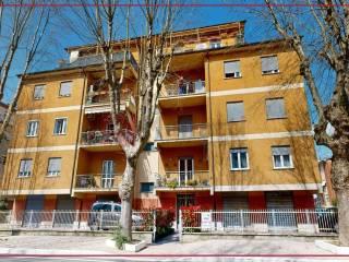 Quadrilocale viale Cesare Verani, 29, Rieti — foto 9 di 27