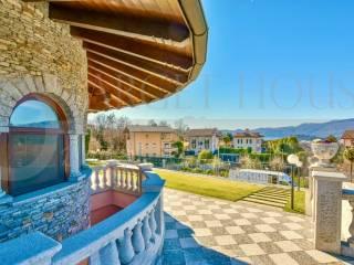 Villa unifamiliare via Intra Premeno, Intra, Verbania — foto 3 di 39