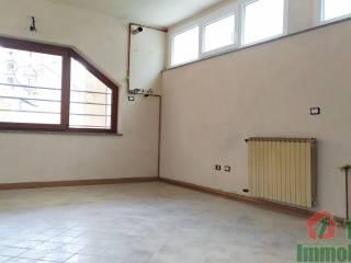 Bilocale via Tito Speri, Centro, Omegna