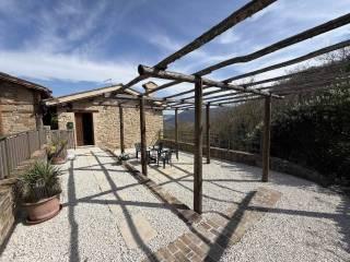 Terratetto unifamiliare via Isola di Valfornace, Valfornace — foto 5 di 32