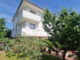 Villa bifamiliare via John Fitzgerald Kennedy, Meggiaro Alto, Este — foto 41 di 49