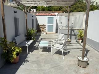 Villa unifamiliare via Giardini, Villanova, Cagliari — foto 14 di 20