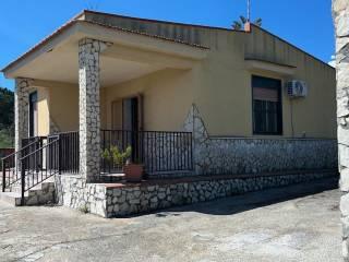 Villa unifamiliare Contrada Desusino, Butera — foto 2 di 16