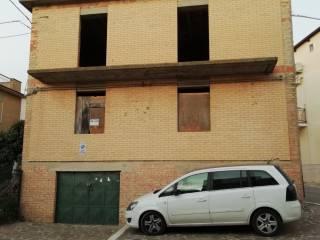 Villa bifamiliare corso Giorgio Castriota Skanderbeg, Chieuti — foto 4 di 11