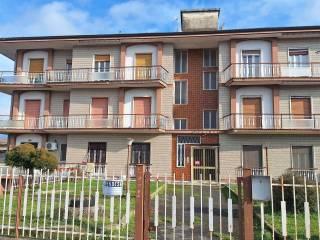 Trilocale via Duca d'Aosta 2, Centro, Tronzano Vercellese — foto 8 di 32