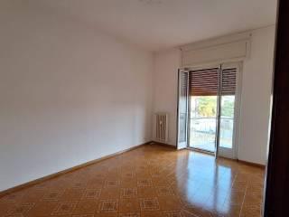 Trilocale via Duca d'Aosta 2, Centro, Tronzano Vercellese — foto 6 di 32