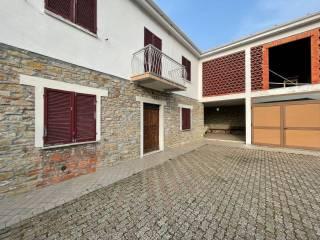 Rustico via Camillo Benso di Cavour, Centro, Loazzolo — foto 25 di 26