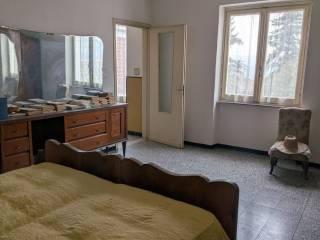 Rustico via Camillo Benso di Cavour, Centro, Loazzolo — foto 14 di 26